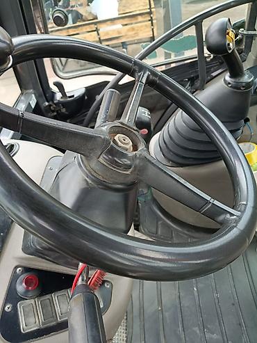 kredit avto aksesuar: Traktor əla və ideal vəziyətdədi 2013 ilinə qörə cox az sürülüb 7850 — 6