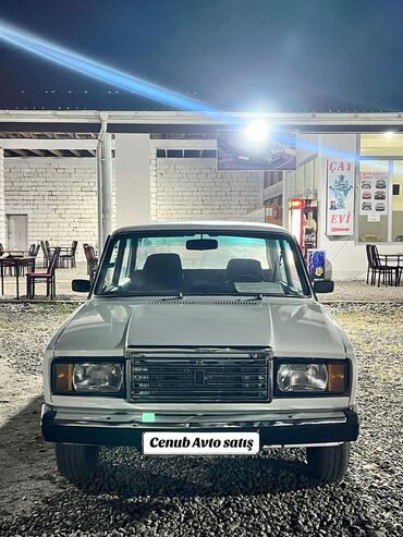 бампера гольф 2: Heç bir problemi yoxdur real alıcı narahat etsin real alıcıya cüzi