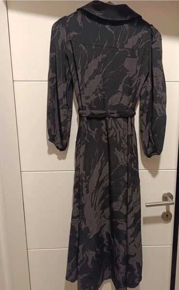 Haljine: Zara XS, bоја - Šareno, Dugih rukava — 2