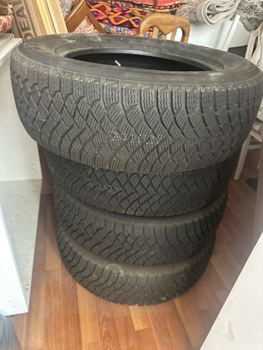 купить шины для погрузчика: Шины 235 / 65 / R 18, Зима, Комплект, Внедорожные (АТ/МТ), Maxxis