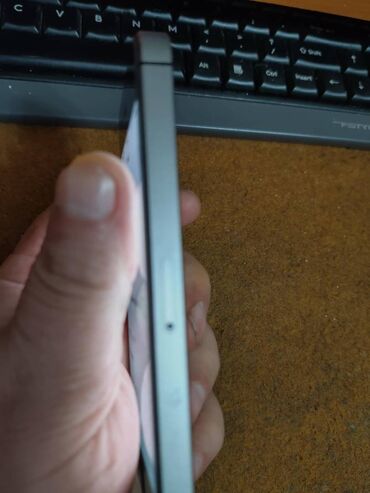 Apple iPhone: Apple iPhone iPhone 5, 16 GB, Matte Silver, Otisak prsta — 10