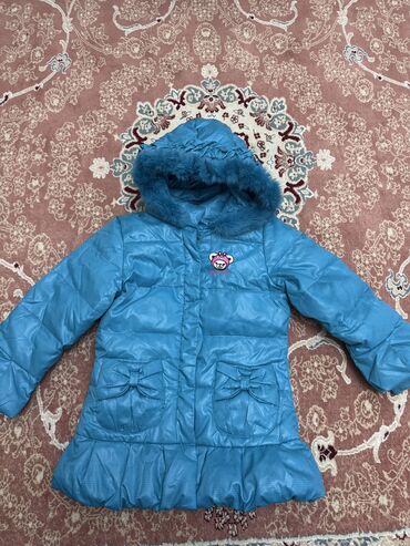 куртка зимний: Куртка зимняя Состояние идеальное Ростовка 120 см 1000 сом