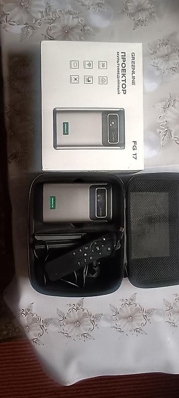 Продам отличный проектор можно смотреть фильмы на 1080р играть игры