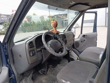 бусик машина: Ford Transit: 2004 г., 2.4 л, Механика, Дизель, Фургон