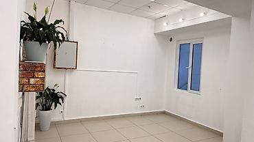 beta stores: Аренда офисов, 30 м², В бизнес центре, 1 линия — 3