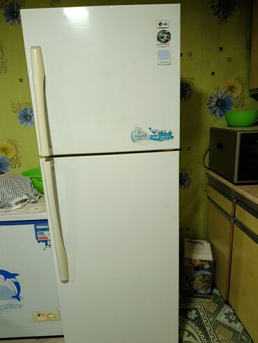 продам аристон: Холодильник LG, Двухкамерный, No frost