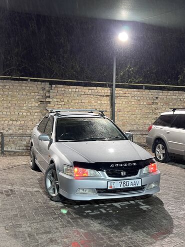 купить коврики резиновые в машину: Honda Accord: 2002 г., 2 л, Автомат, Бензин, Седан
