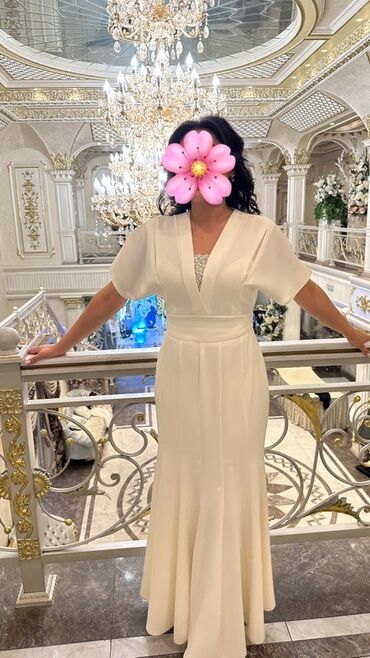 женское вечернее платье: Вечернее платье, Русалка, Длинная модель, С рукавами, С пайетками, M