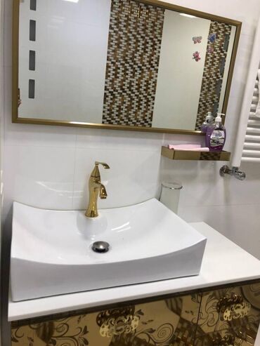 Yeni tikili: 4 otaqlı, Yeni tikili, 200 kv. m — 23