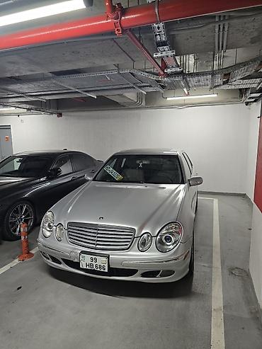 mercedec: Mercedes-Benz E-Class: 3.2 l | 2006 il Sedan — 3