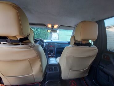 Mercedes-Benz: Mercedes-Benz E-Class (W210) sedan - Kuzov: 4 qapılı sedan, gümüşü — 10