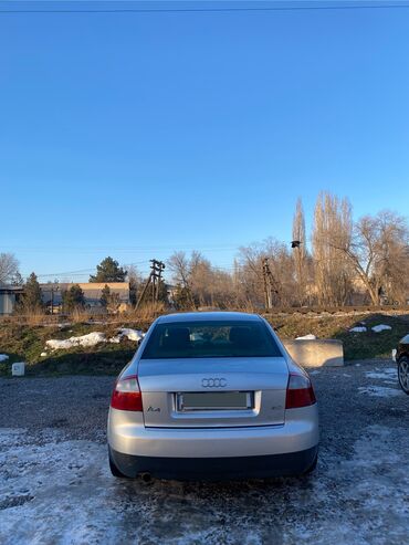Транспорт: Audi A4: 2001 г., 2 л, Механика, Бензин, Седан