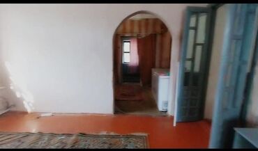 дом григоревка: 110 м², 4 комнаты, Подвал, погреб, Забор, огорожен