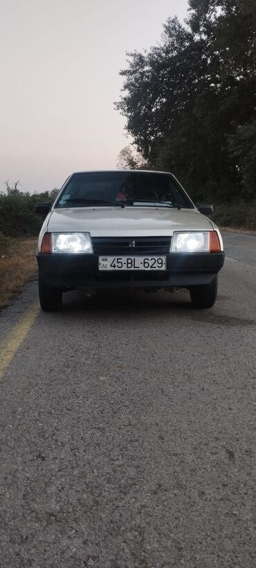 Televizorlar: VAZ (LADA) 21099: 1.6 l | 1997 il