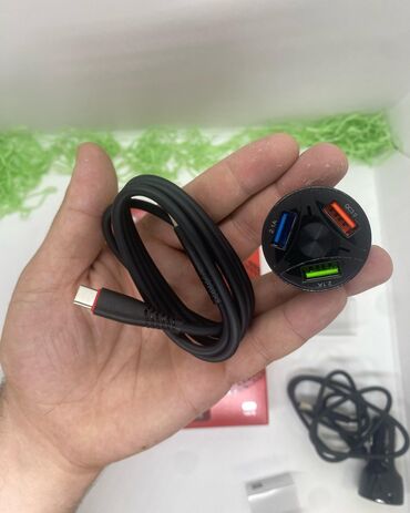 Mobil telefonlar üçün digər aksesuarlar: Z020 Maşın adapter desti 25Yox 15Azn Eur@acs Car charger Model:Z020 — 4