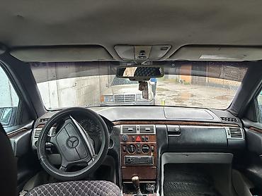 мерседе бенс: Mercedes-Benz E-Class: 1995 г., 2.3 л, Механика, Бензин — 4