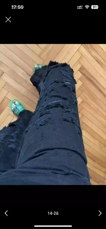 CD, DVD disklər və kassetlər: Zara, yırtıq detallı cins şalvar Dizlərdə və digər yerlərdə yırtıqlar — 15