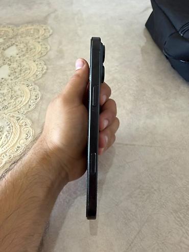 ipod classic 7: IPhone 16 Pro Max, 256 GB, Qara, Face ID — 3
