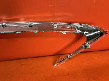 Решетки радиатора: Решетка радиатора Lexus Оригинал — 3