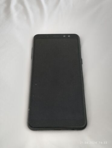 Мобильные телефоны: Samsung Galaxy A8 2018, Б/у, 64 ГБ, цвет - Черный, 2 SIM