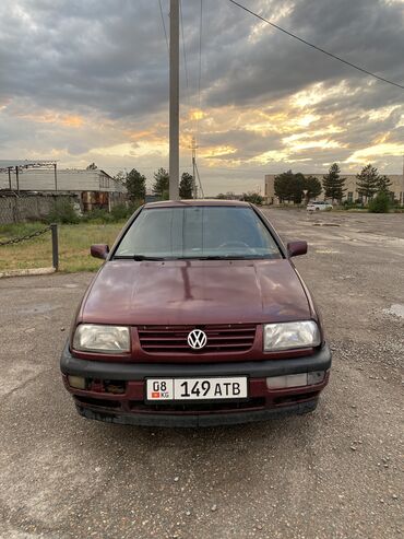 фолсваген лт: Volkswagen Vento: 1994 г., 1.8 л, Механика, Бензин, Седан