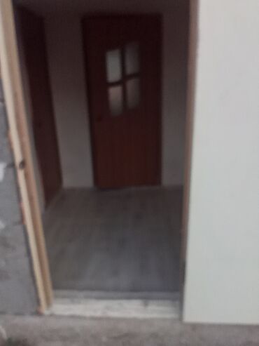 Долгосрочная аренда квартир: 1 комната, Без подселения, Без мебели