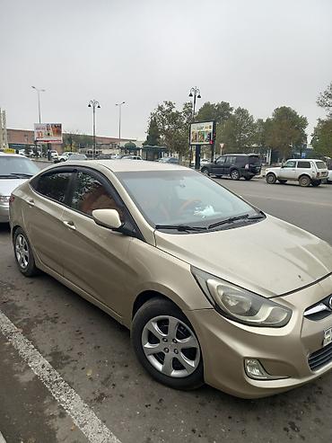 hyundai accent 2019: Hyundai Accent: 1.4 l | 2011 il Sedan — 8