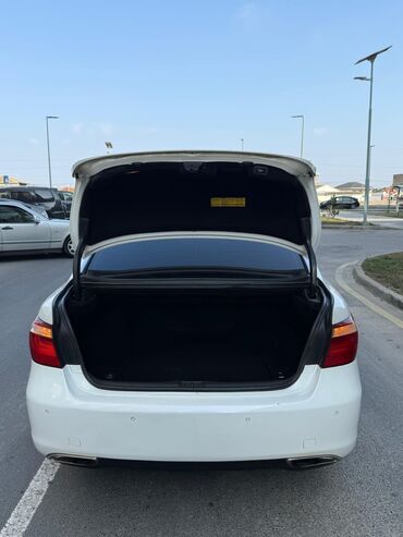 Lexus: Lexus LS: 4.6 l | 2009 il Sedan — 6