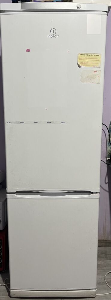 продать неработающий холодильник: Холодильник Indesit, Б/у, Side-By-Side (двухдверный), 30 * 190 *