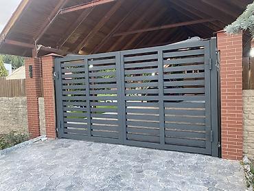 Откатные ворота: Откатные ворота из сэндвич‑панелей с автоматикой - Полотно — 65