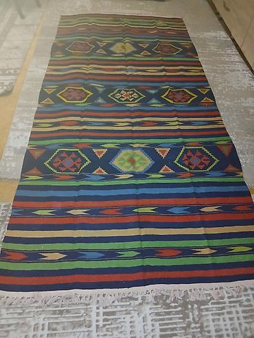 Искусство и коллекционирование: Rəngarəng naxışlı kilim.Ölçü 2,82metr-1,34 metr.Rənləri — 1