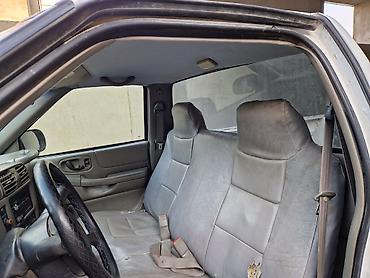ford transit v184: Yükdaşıma üçün etibarlı pikap - Korpus: ağ rəngli, birkabinli pikap — 8
