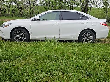 камбой: Toyota Camry: 2017 г., 2.5 л, Автомат, Бензин, Седан — 3