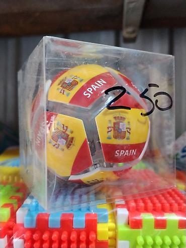 Мячи: Мини-мяч «Spain» в подарочной коробке. - Тематика: сборная Испании — — 1