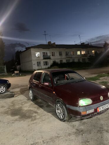 ручки гольф 3: Volkswagen Golf: 1992 г., 1.8 л, Механика, Бензин, Хэтчбэк