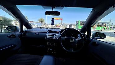 fit 2012: Honda Fit: 2002 г., 1.3 л, Автомат, Бензин, Хэтчбэк — 5