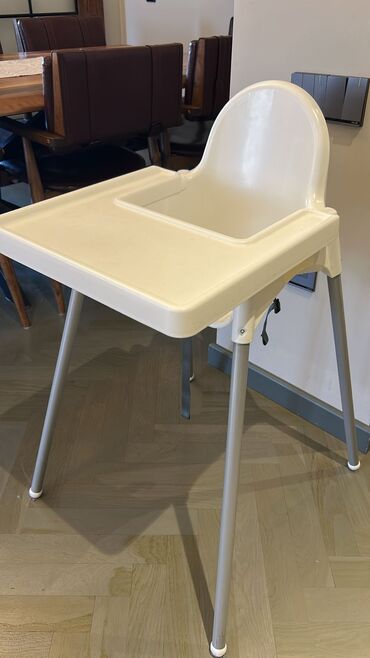 Çəngəllər: Ikea yemek stolu 80 azn tecili satilir Turkiyeden alinib 180 azn