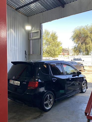 fit 2004: Honda Fit: 2003 г., 1.5 л, Бензин, Хэтчбэк — 6