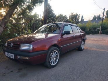 мерседес 1997: Volkswagen Vento: 1993 г., 1.8 л, Механика, Газ, Седан