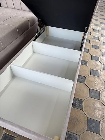 Односпальные кровати: Односпальная тахта с подъёмным коробом - Компактная тахта с вшитым — 25