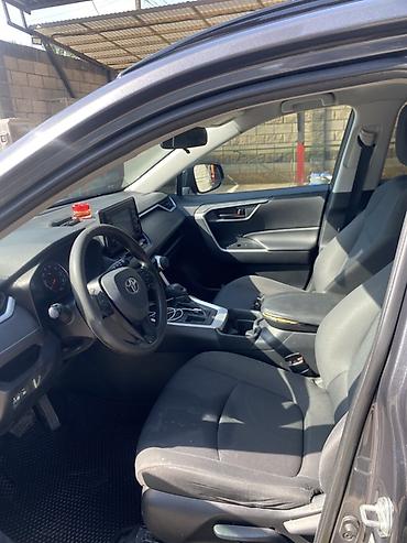 прадо 78: Toyota RAV4: 2019 г., 2.5 л, Автомат, Бензин, Кроссовер — 7