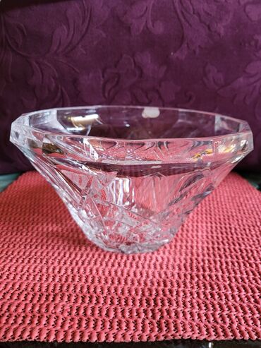 Ostalo posuđe: Bombonijera nova kristal,led kristal Belorusija. 90te. Bombonijera na lalafo.rs — 10 Ostalo posuđe: Bombonijera nova kristal,led kristal Belorusija. 90te. Bombonijera — 10