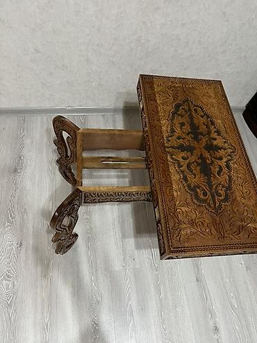 Taxta nərd masası – əl oyma naxışlı, qatlanan və içi oyun lövhəsi kimi