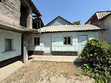 Продажа коттеджей и домов: 🏡 ПРОДАЁТСЯ ЧАСТНЫЙ ДОМ 📍 г. Кызыл-Кия, ул. Советская Продаётся — 13