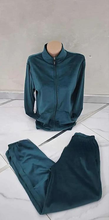 Gornji i donji deo: Ženski komplet trenerke – pliš/velur - Dvoddelni komplet: gornji deo — 12