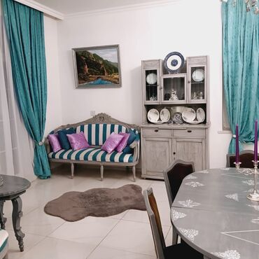 Bağ evlərinin kirayəsi: 200 kv. m, 4 otaqlı, Hovuzlu — 1