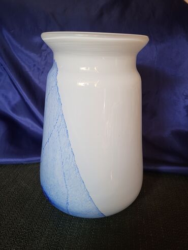 Vaze i saksije: Vaza, Staklo, bоја - Šareno, Novo na lalafo.rs — 9 Vaze i saksije: Vaza, Staklo, bоја - Šareno, Novo — 9