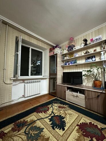 Продажа домов: 1 комната, 32 м², Хрущевка, 2 этаж, Евроремонт