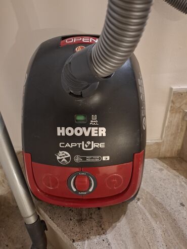 Πωλείται σκούπα Hoover σε άριστη κατάσταση με όλα της τα εξαρτήματα