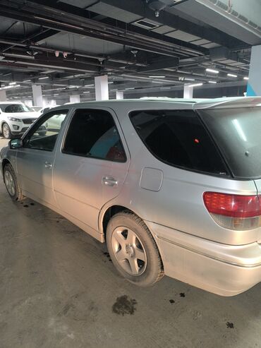 прадо 95: Toyota Vista: 1998 г., 2 л, Автомат, Бензин, Универсал